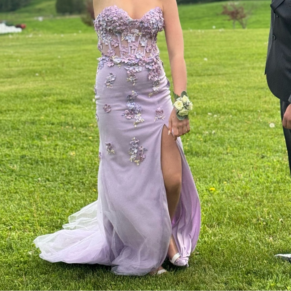 Light purple prom dress